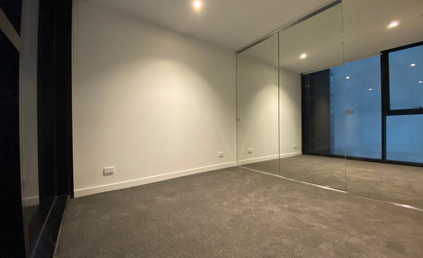 2503/245 City Road,  Southbank,  Victoria 3006 Australia