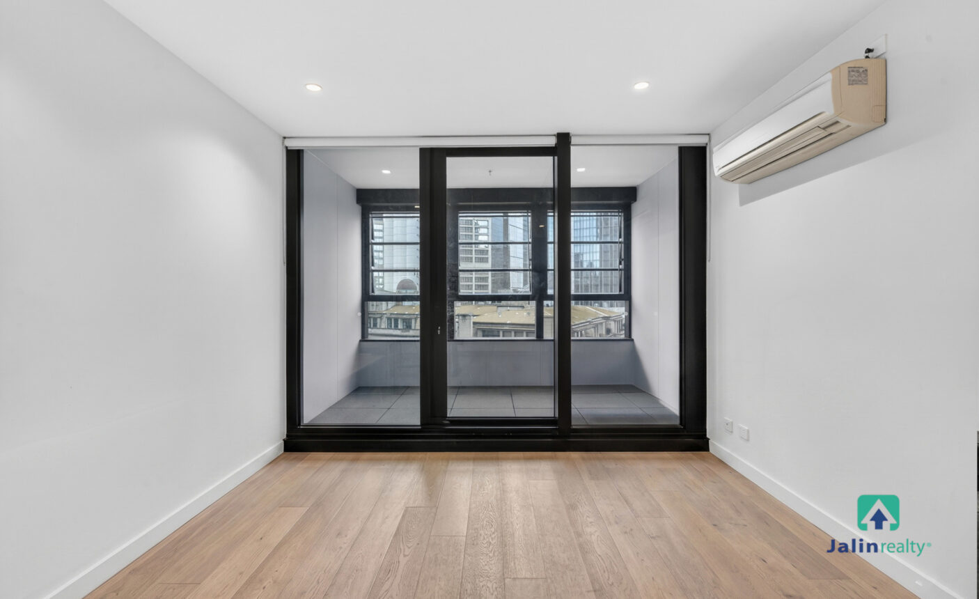 703/628 Flinders Street,  Docklands,  VIC 3008 AUS