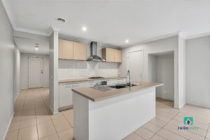 7 Maygrand Avenue, Werribee, VIC 3030