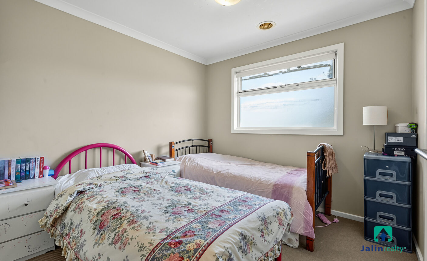 4 Westbury Parkway,  Roxburgh Park,  VIC 3064 AUS