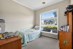 4 Westbury Parkway, Roxburgh Park, VIC 3064