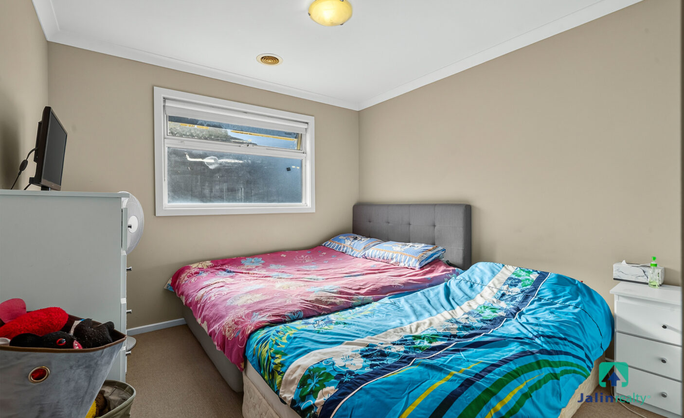 4 Westbury Parkway,  Roxburgh Park,  VIC 3064 AUS