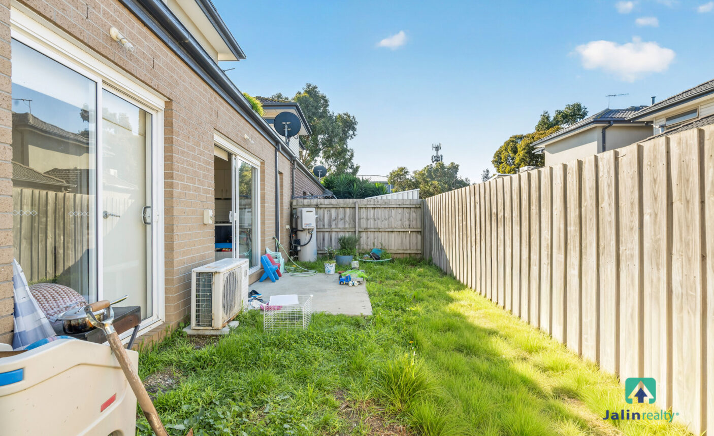 4 Westbury Parkway,  Roxburgh Park,  VIC 3064 AUS