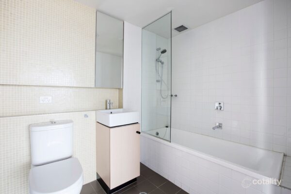 1308/152-166 Sturt Street,  Southbank,  VIC 3006 AUS
