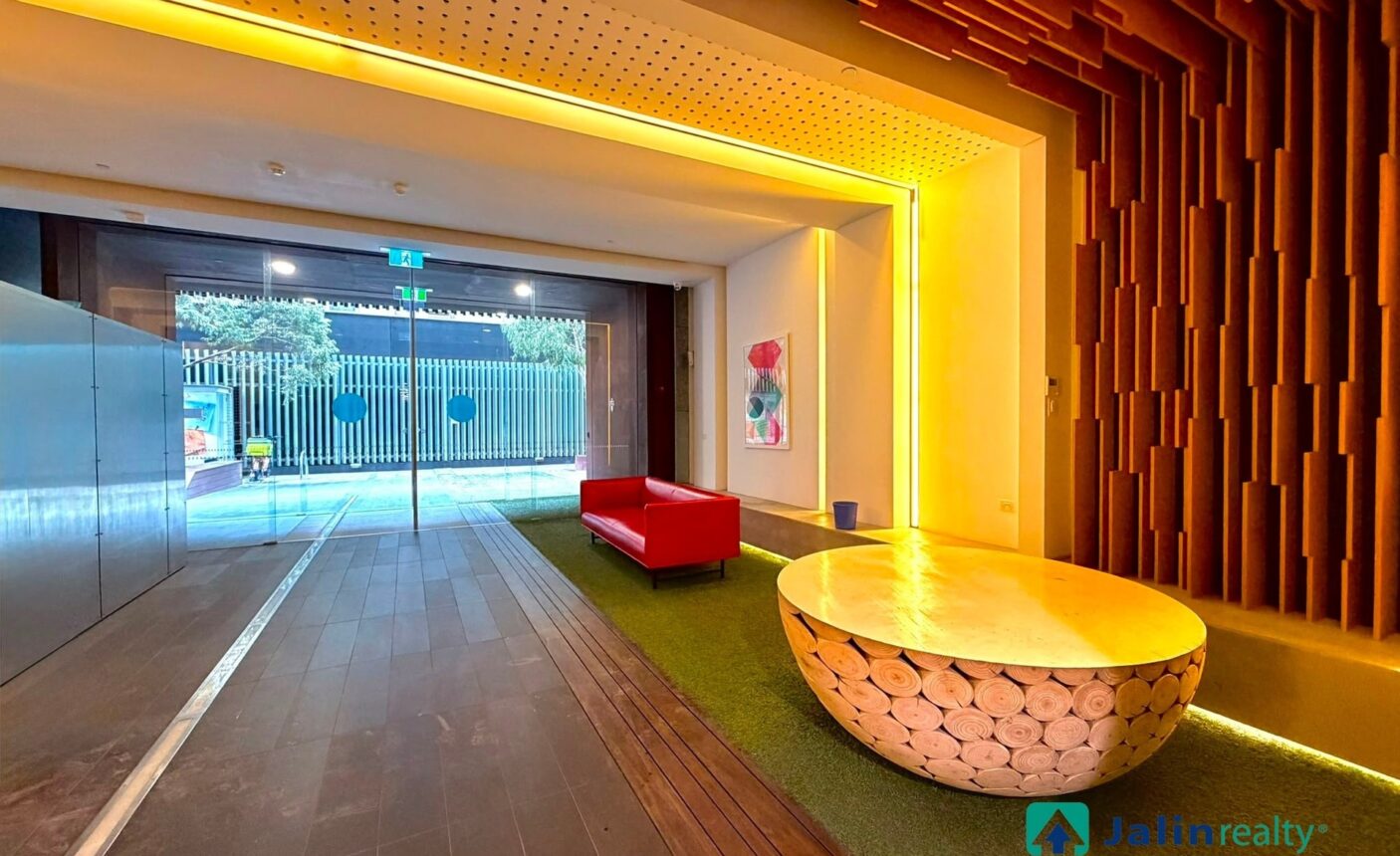 1308/152-166 Sturt Street,  Southbank,  VIC 3006 AUS