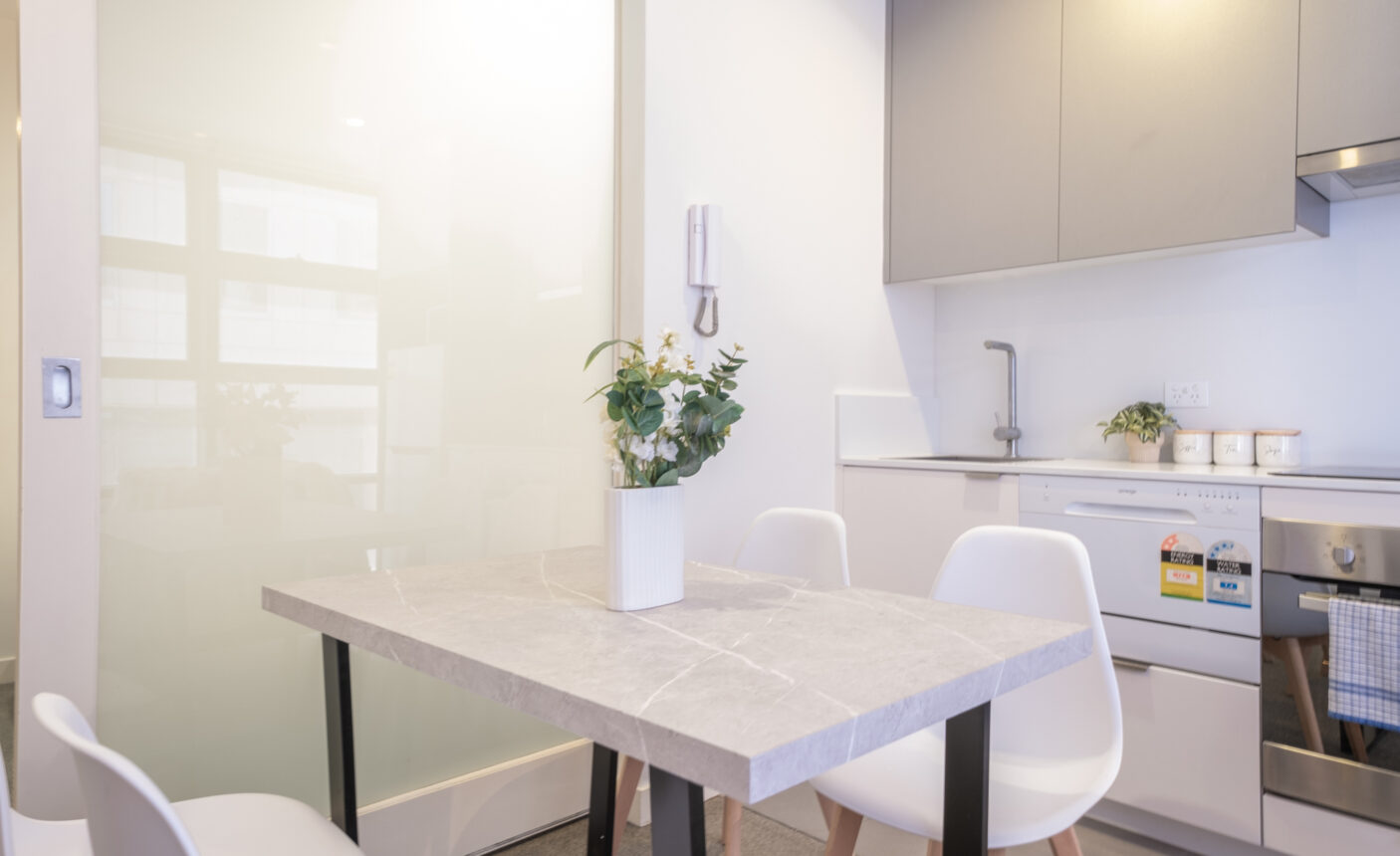 204/557 Little Lonsdale St,  Melbourne,  VIC 3000 Australia