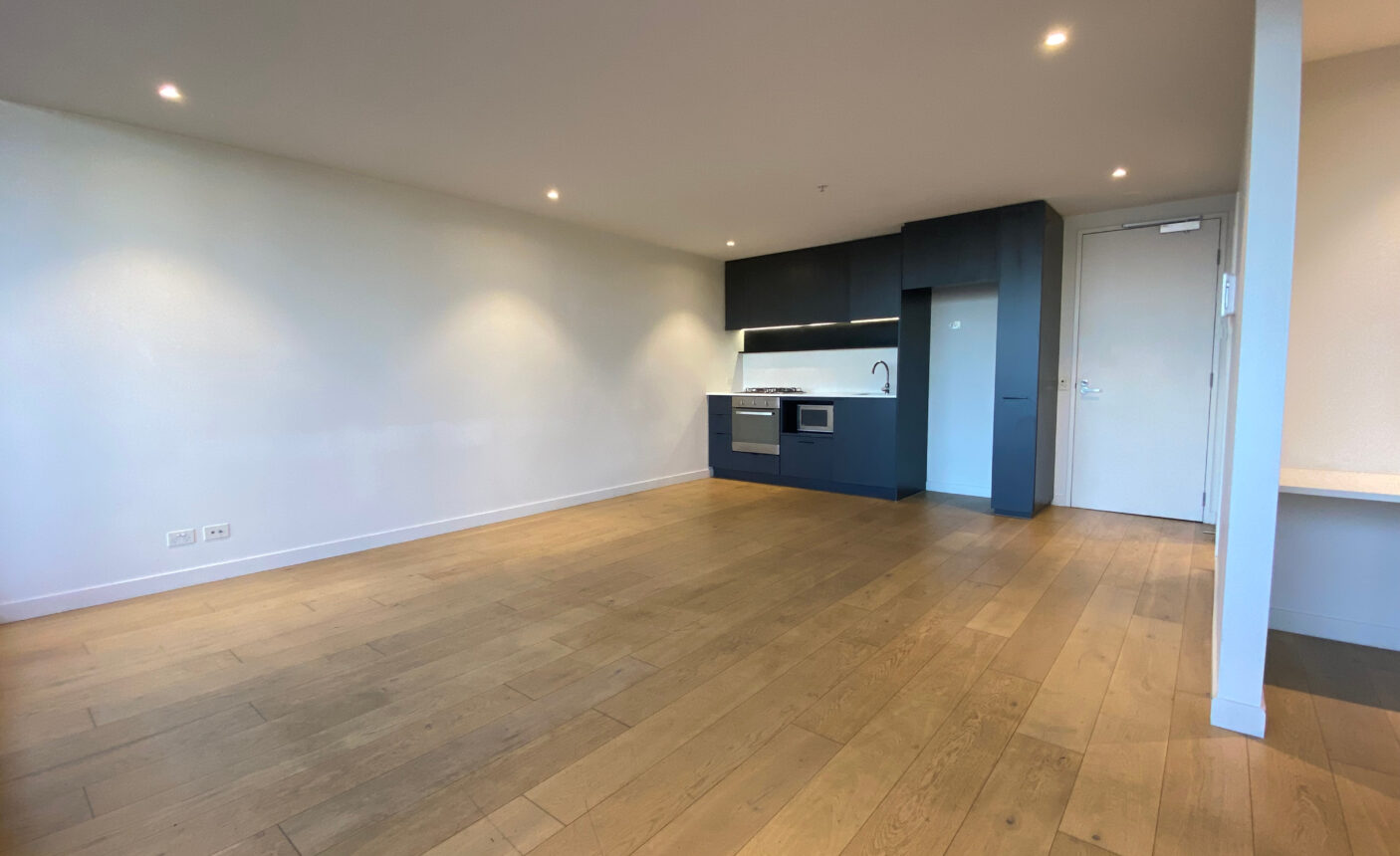 207D/21 Robert Street,  COLLINGWOOD,  VIC 3066 Australia