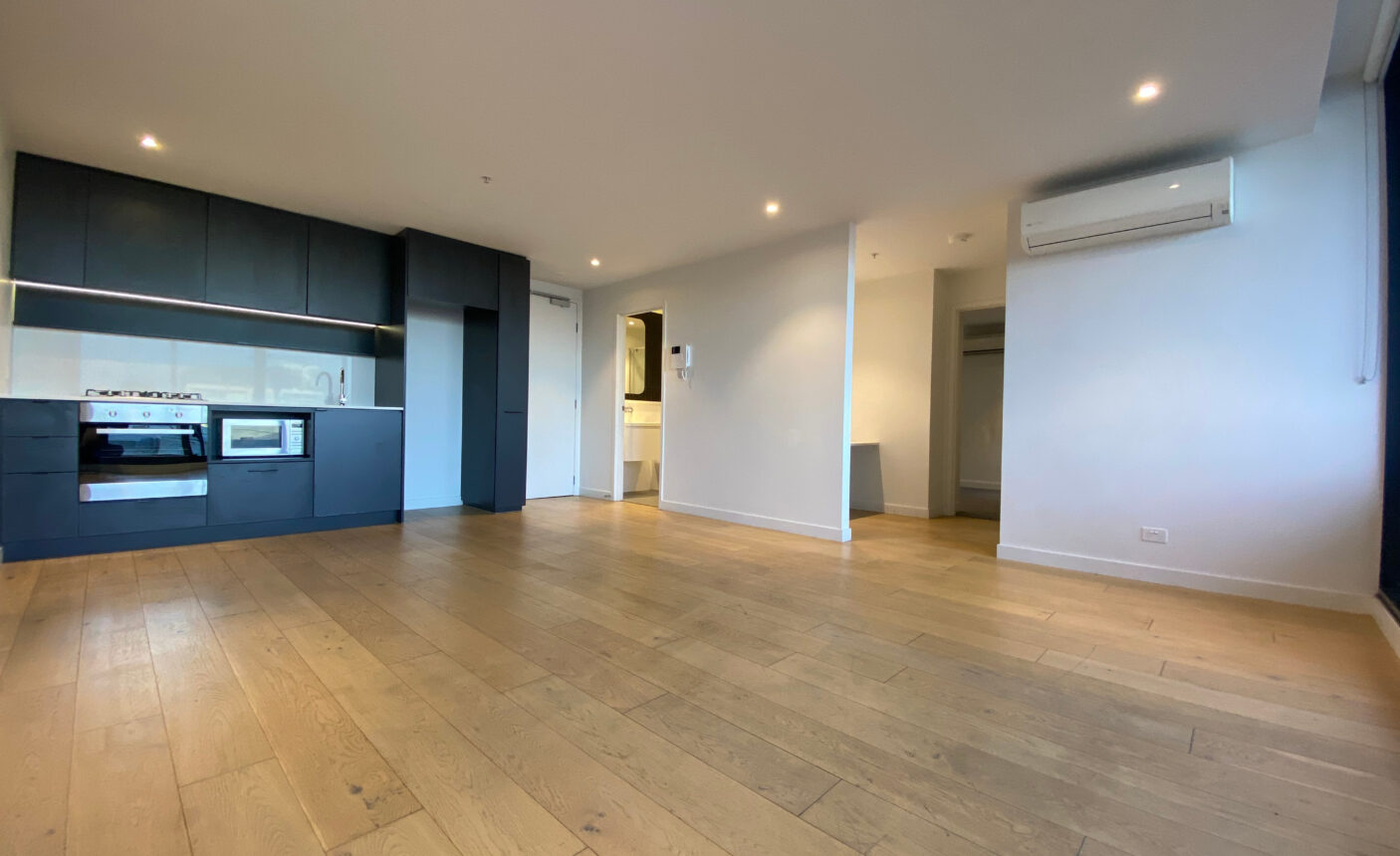 207D/21 Robert Street,  COLLINGWOOD,  VIC 3066 Australia