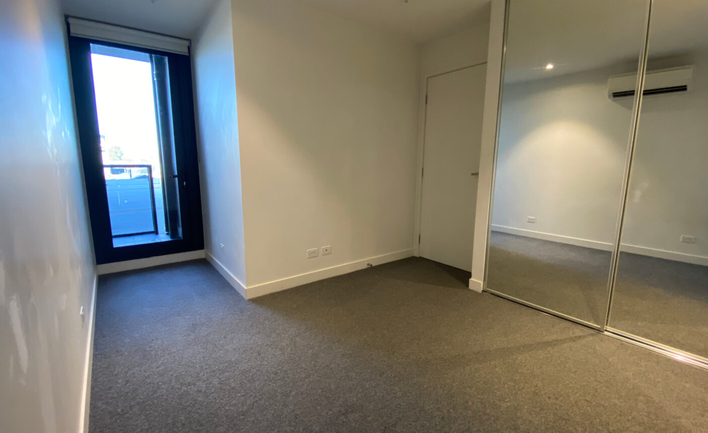 207D/21 Robert Street,  COLLINGWOOD,  VIC 3066 Australia