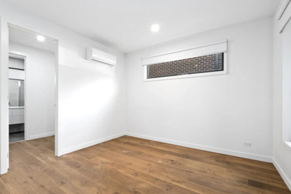 87 Hopetoun Ave,  Brunswick West,  VIC 3055 Australia