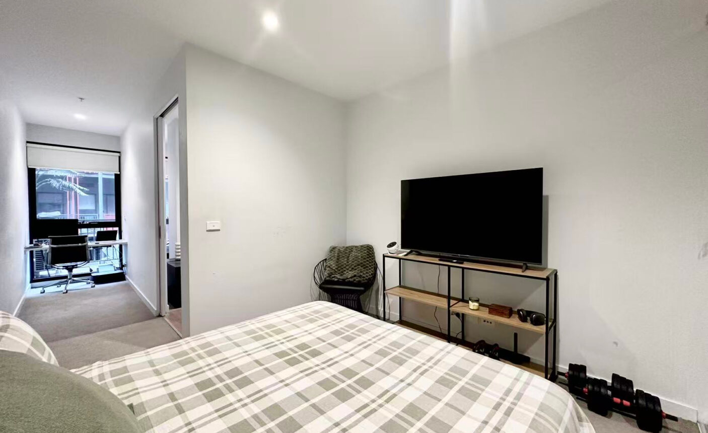 748/18 Albert St,  Footscray,  VIC 3011 Australia
