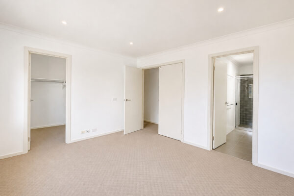 28 Bacchus Drive,  Epping,  VIC 3076 Australia