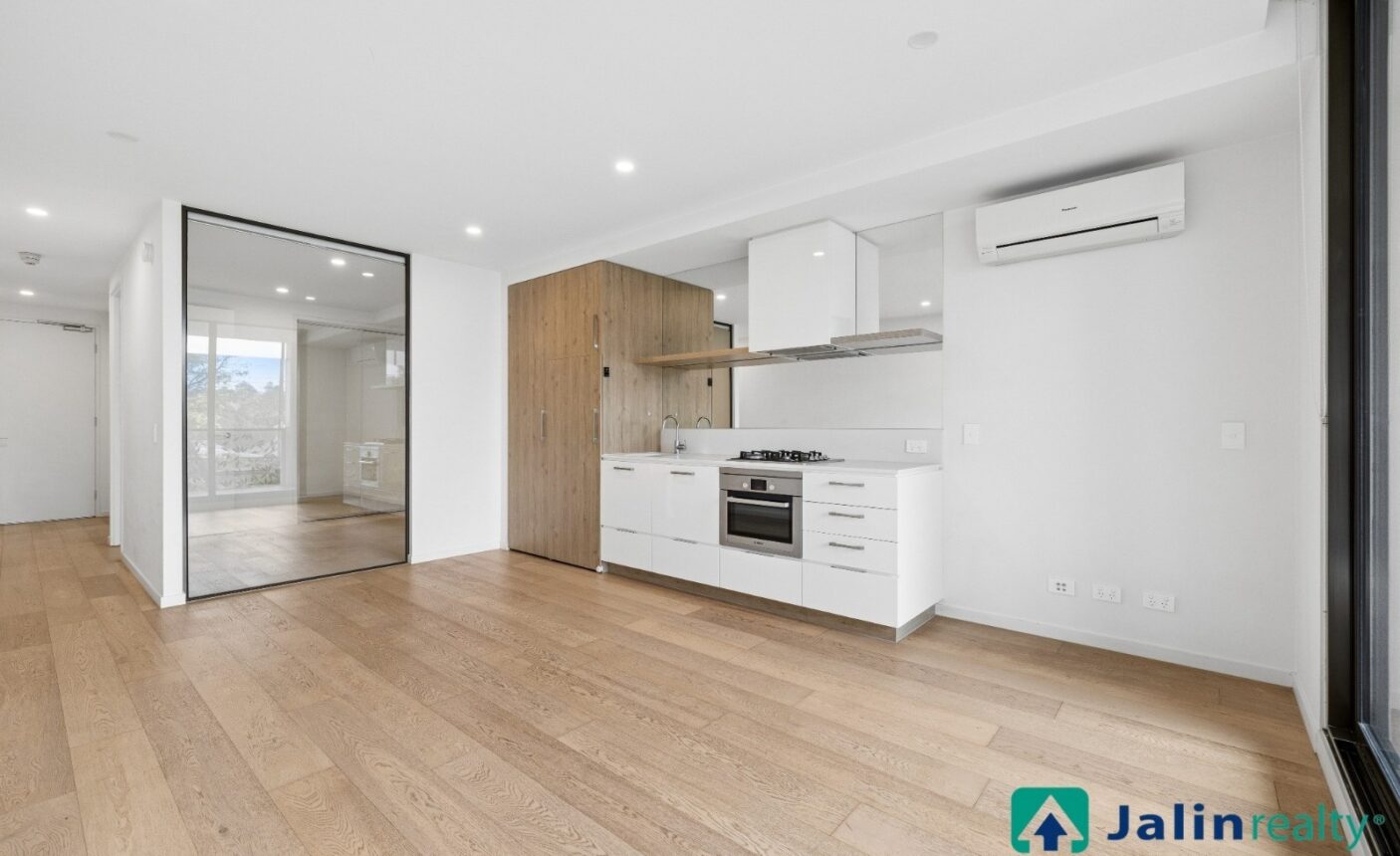 103/32 Lilydale Grove,  Hawthorn East,  VIC 3123 AUS