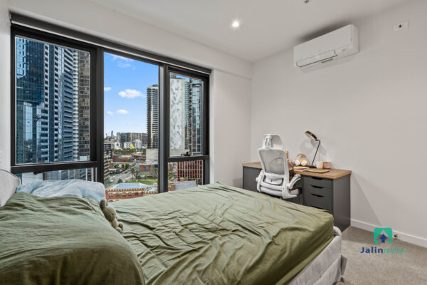 1002/88 Queens Bridge Street,  Southbank,  VIC 3006 AUS