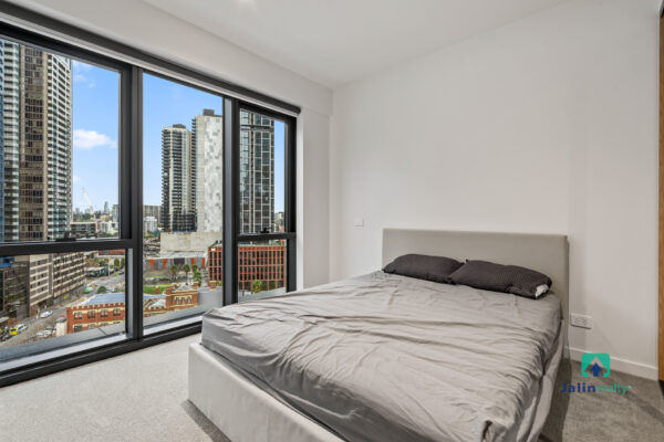 1002/88 Queens Bridge Street,  Southbank,  VIC 3006 AUS
