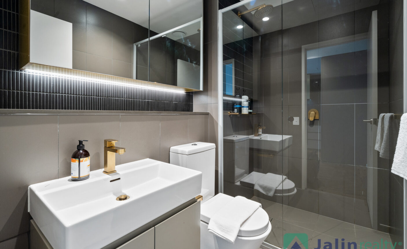 Level 16/1601/141 La Trobe Street,  Melbourne,  VIC 3000 AUS