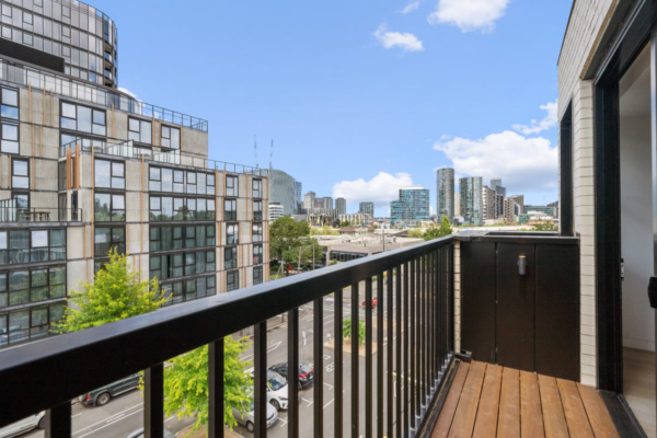 222 Rosslyn Street,  WEST MELBOURNE,  VIC 3003 AU