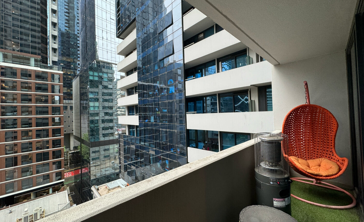 803/5 Sutherland Street,  MELBOURNE,  VIC 3000 AU
