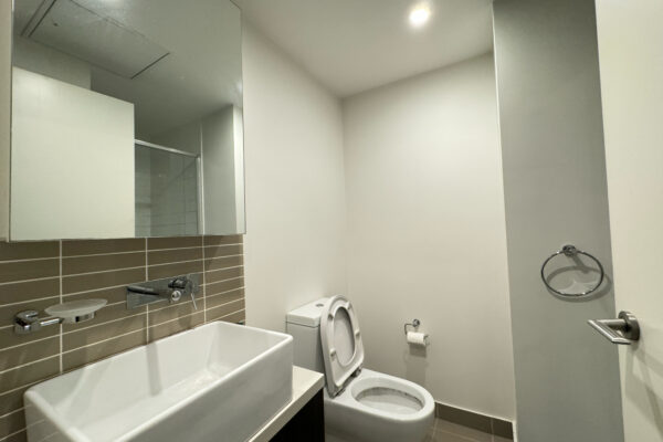 803/5 Sutherland Street,  MELBOURNE,  VIC 3000 AU